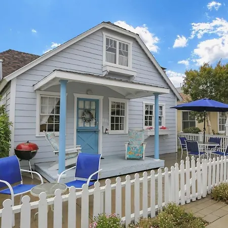 201 Amethyst Avenue Villa
